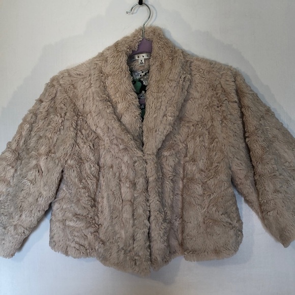 CAbi Jackets & Coats Cabi 76 Faux Fur Cropped Jacket Poshmark